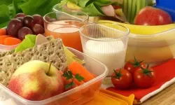 Öğrenciler için Sağlıklı Beslenme: Okul Döneminde Nasıl Daha Dengeli ve Yeterli Beslenilir?