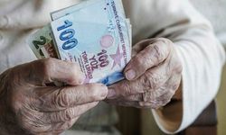 Emeklilere 100. Yıl İkramiyesi Geliyor: Tüm Emeklilere 5000 TL İkramiye