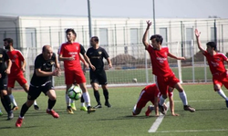 Tatlıpınarspor, Yenicespor'u 4-0 Yenerek Liderlik Koltuğuna Oturdu!