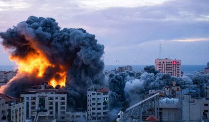 Gazze Yerle Bir Oldu: İsrail Saldırıları Arttırıyor!