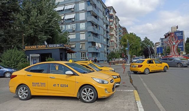 Kocaeli’de Taksilerde İndi Bindi 105 Lira Oluyor