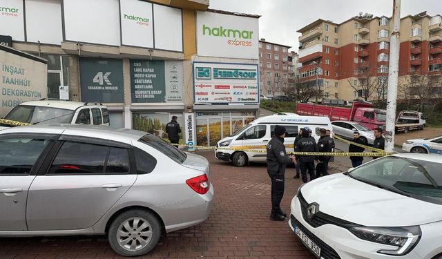 Gebze’de 8. Kattan Düşen Kadın Yaşamını Yitirdi