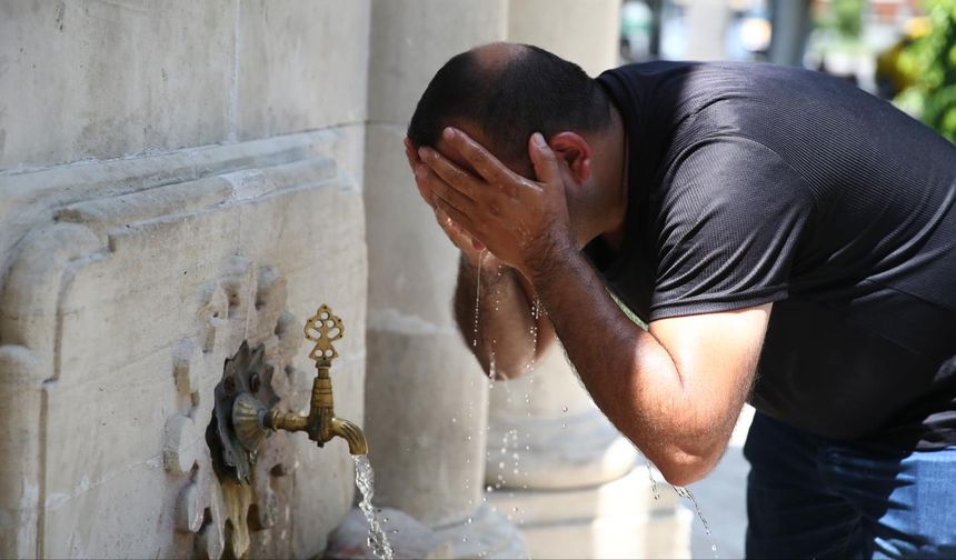 Kavurucu Sıcaklar Kalbi Vuruyor: Uzmanlardan Hayati Uyarı!